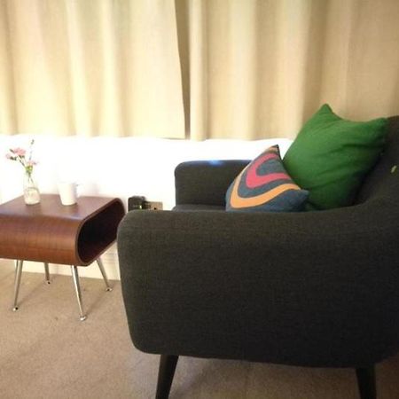 Lovet Homestay Лондон Екстериор снимка