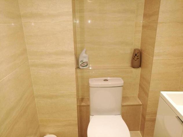 Lovet Homestay Лондон Екстериор снимка